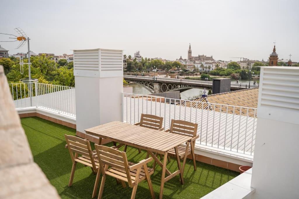 Optimus Corazon De Triana Appartement Sevilla Buitenkant foto